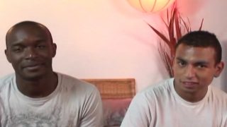 Un latino démonté par un afro